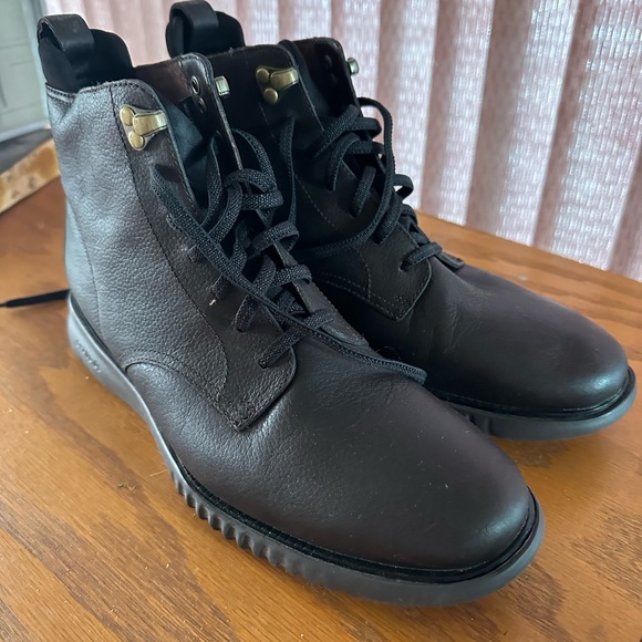 Size 8 Cole Haan waterproof boots - Picture 2 of 5